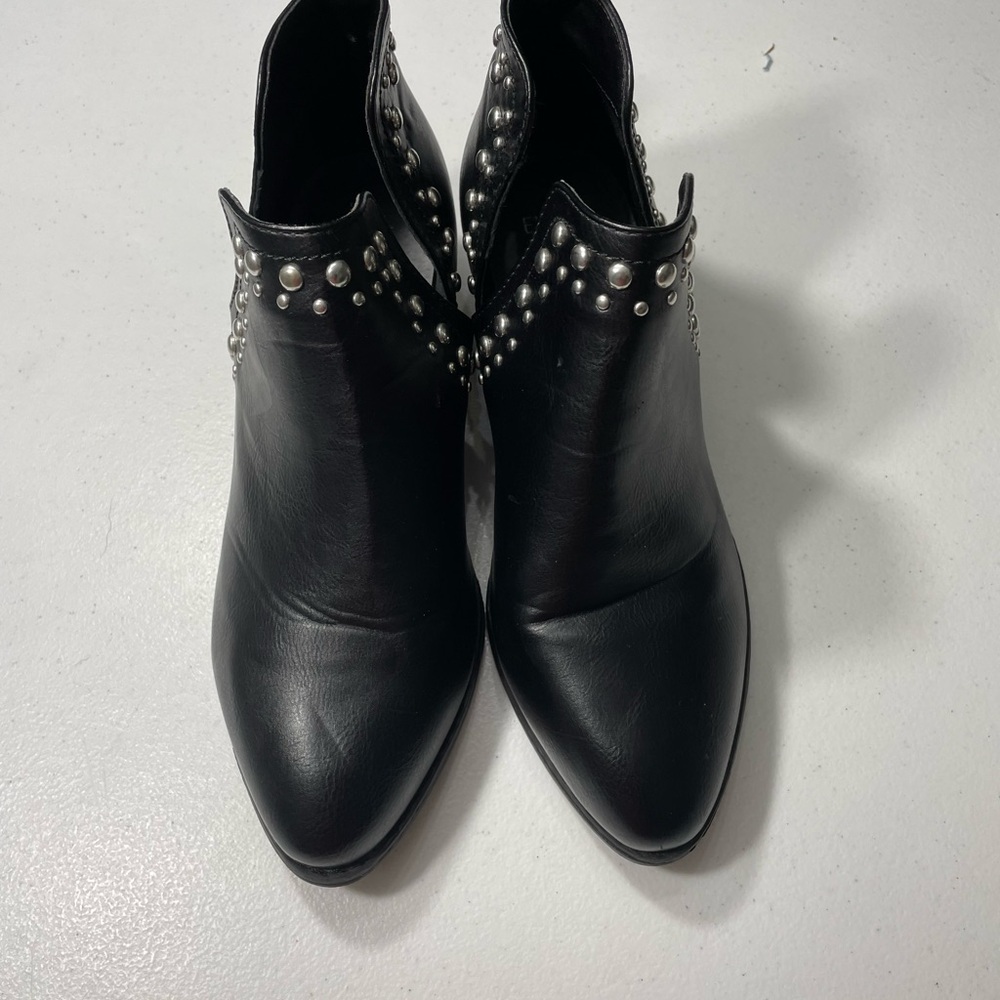 Evan’s Black Studded Ankle Boots Size 8W SB-BQ